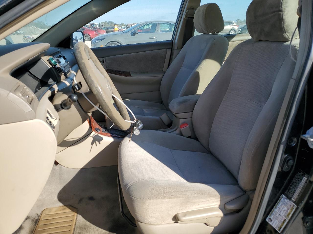 2005 Toyota Corolla - Image 7