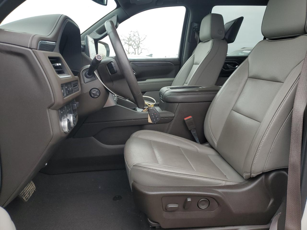 2021 GMC Yukon - Image 7