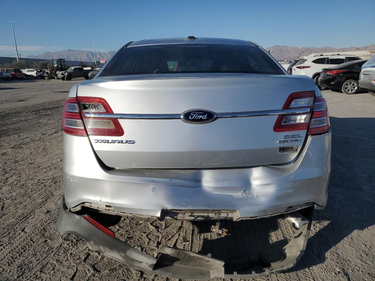 2013 Ford Taurus - Image 6