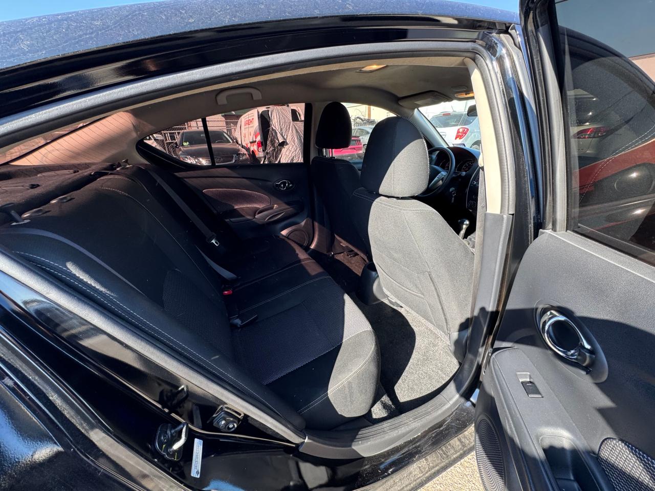 2019 Nissan Versa - Image 6