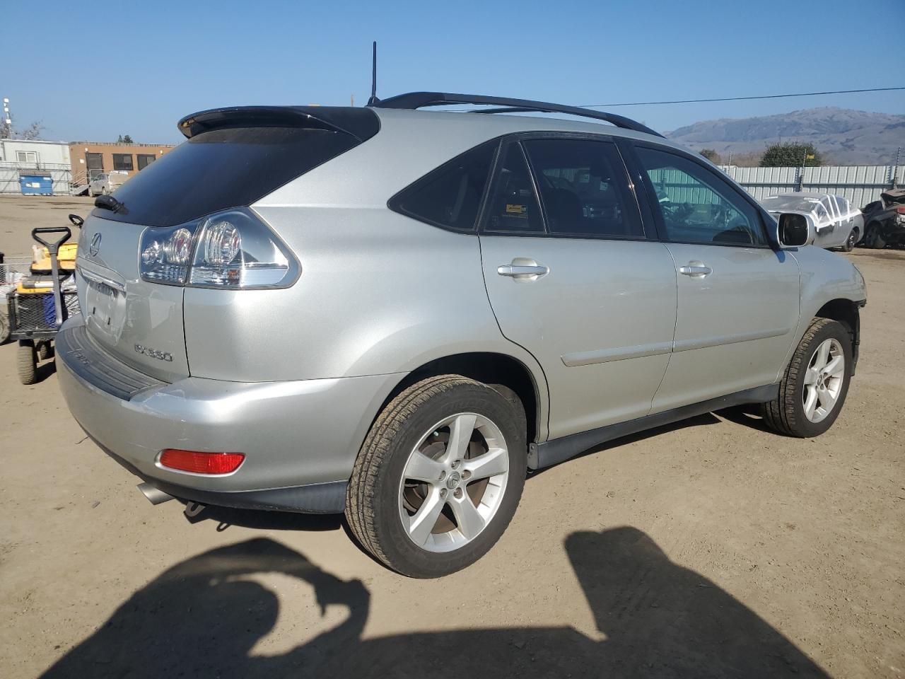2004 Lexus RX - Image 3