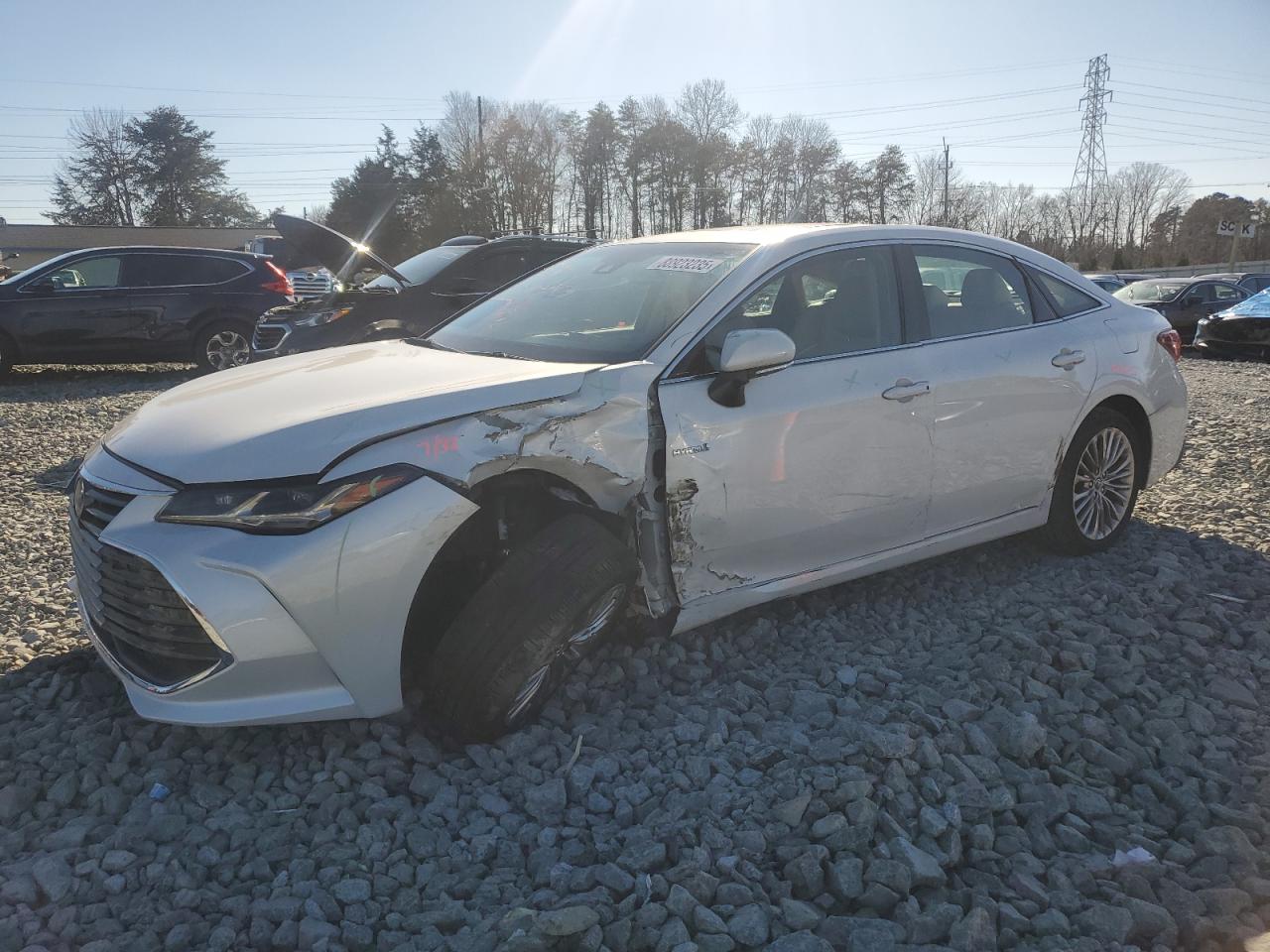 2019 Toyota Avalon - Image 1