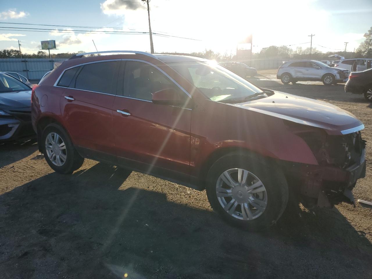 VIN 3GYFNBE3XFS596059 2015 CADILLAC SRX no.4