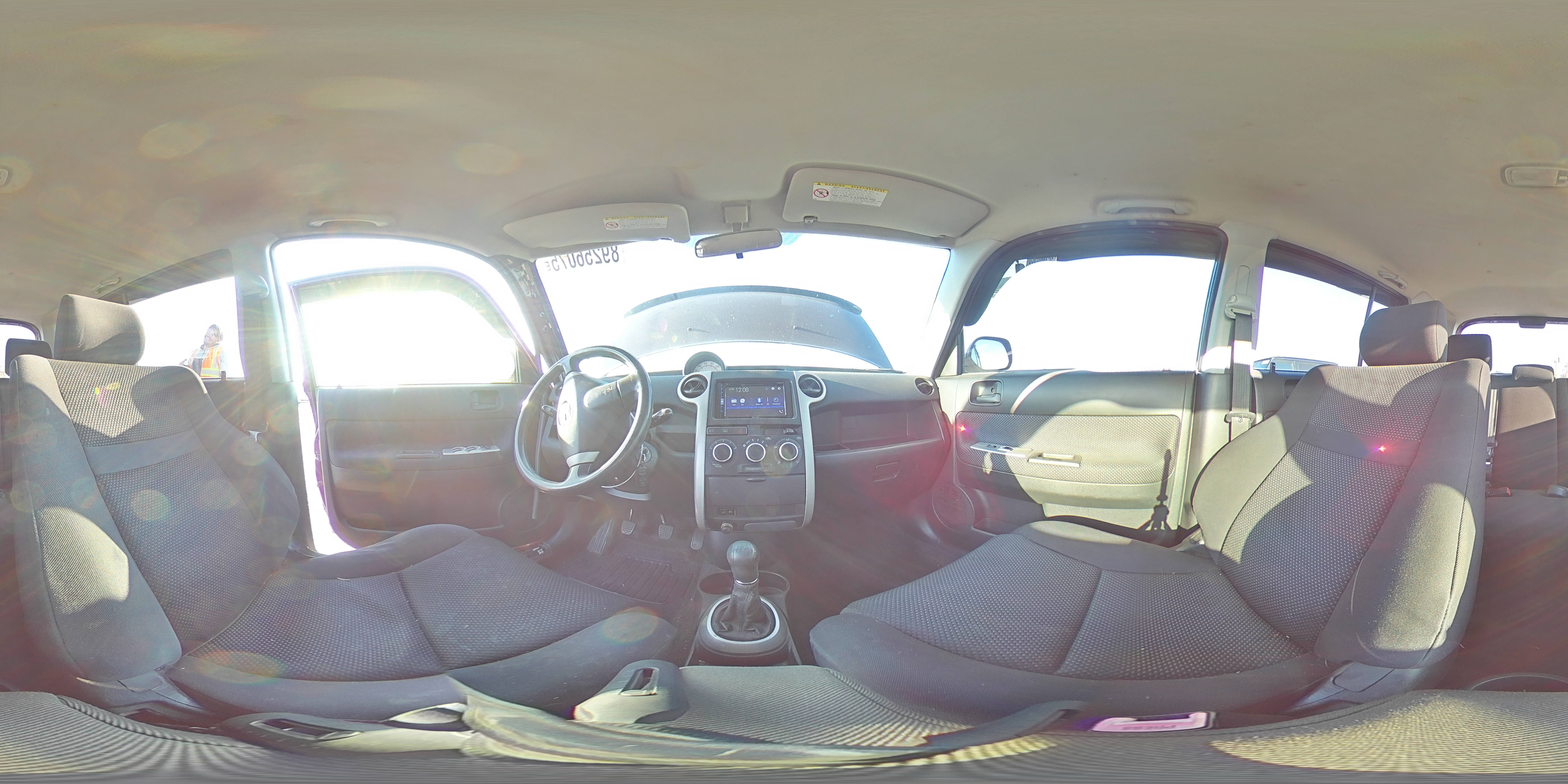 2005 Toyota xB - Image 13