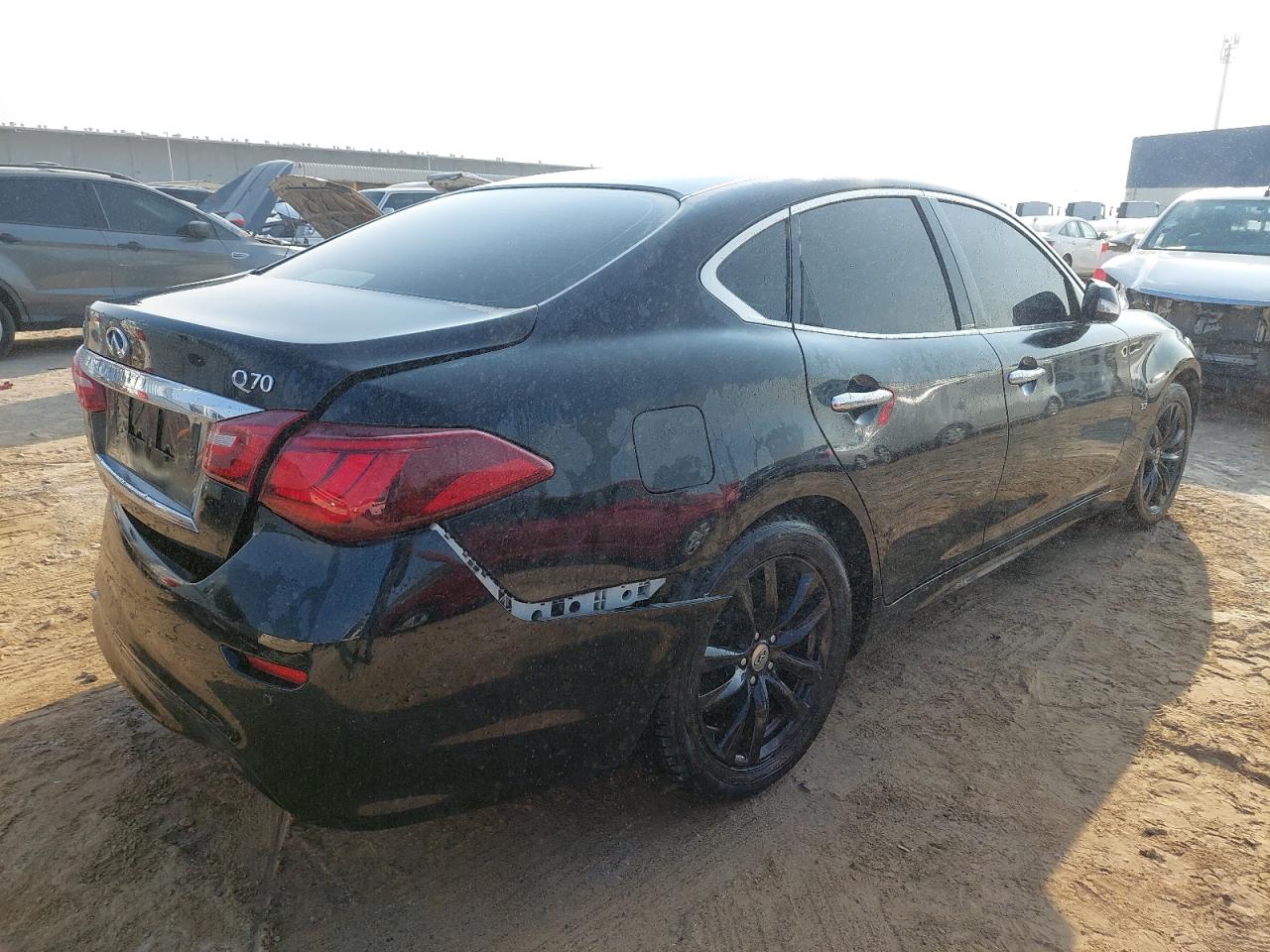 JNKBY1AP9JM370018 - 2018 INFINITI Q70 - #88608025