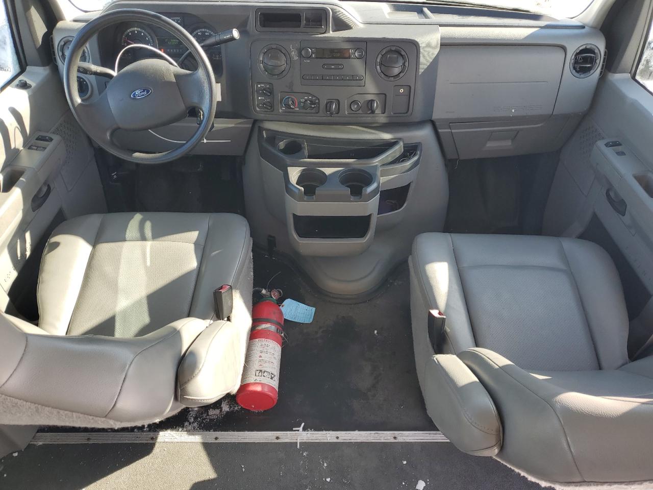 2014 Ford Econoline - Image 8