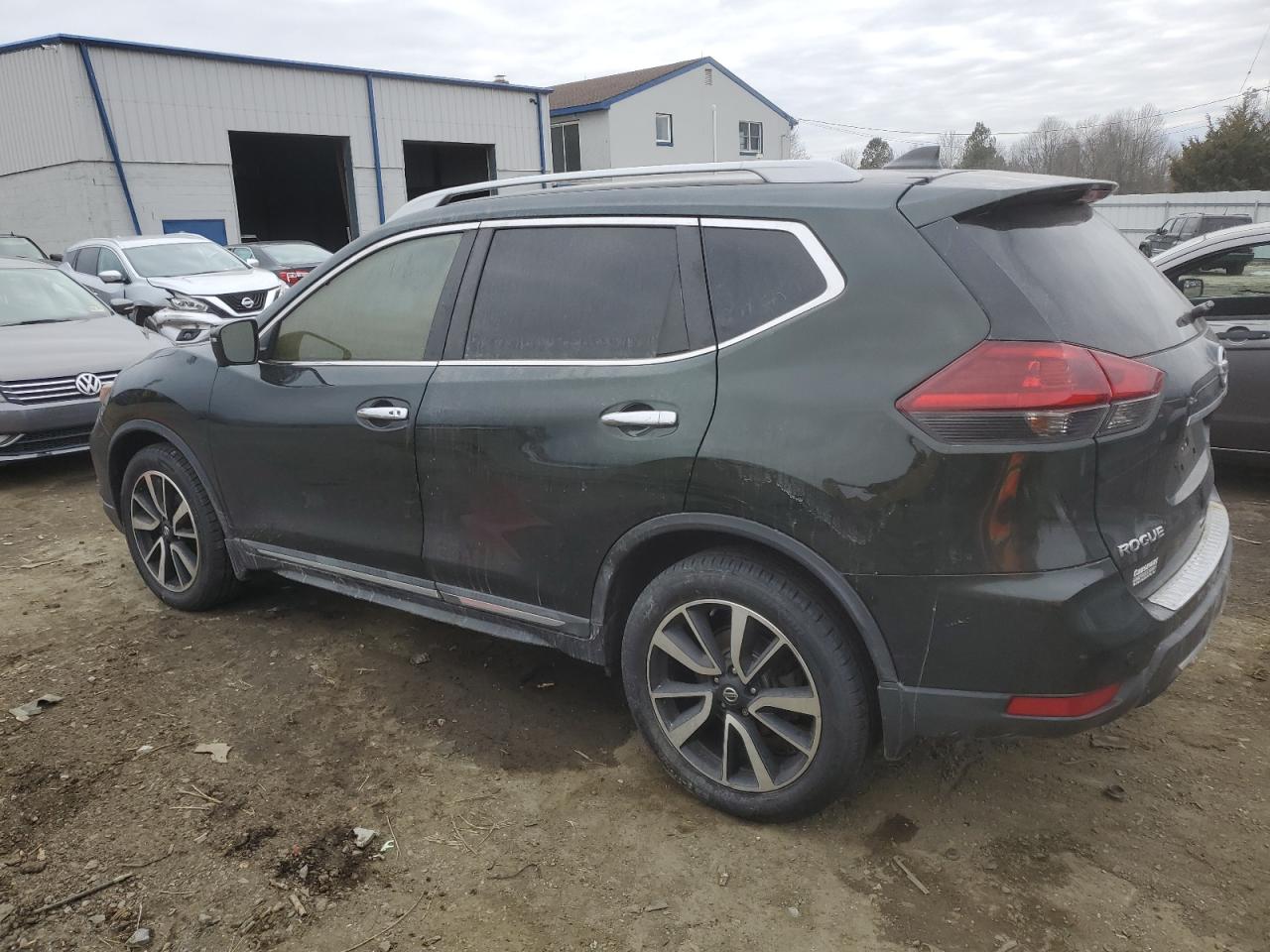 2019 Nissan Rogue - Image 2