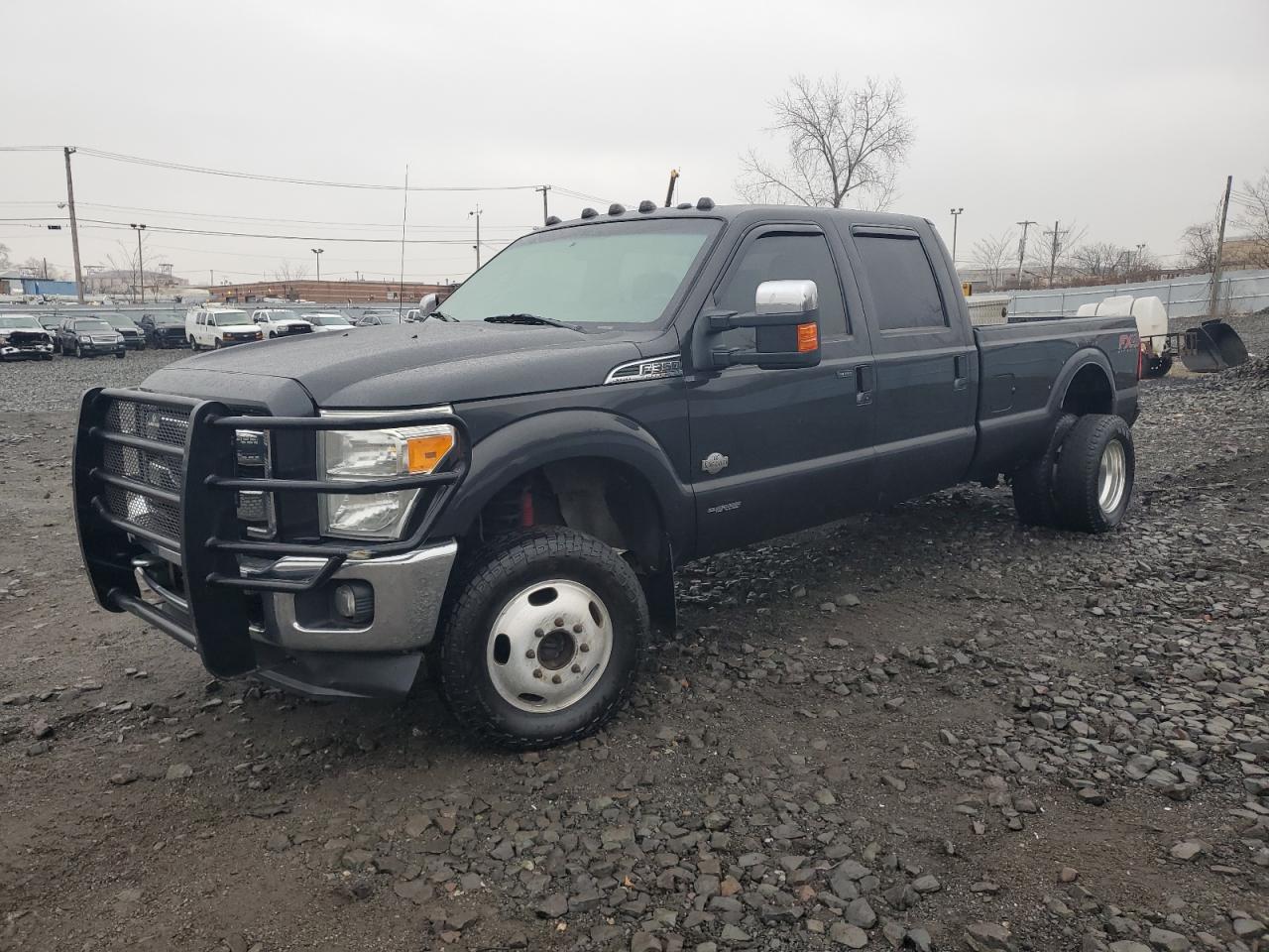 2015 Ford F350 Super Duty for Sale in Marlboro, NY - Normal Wear