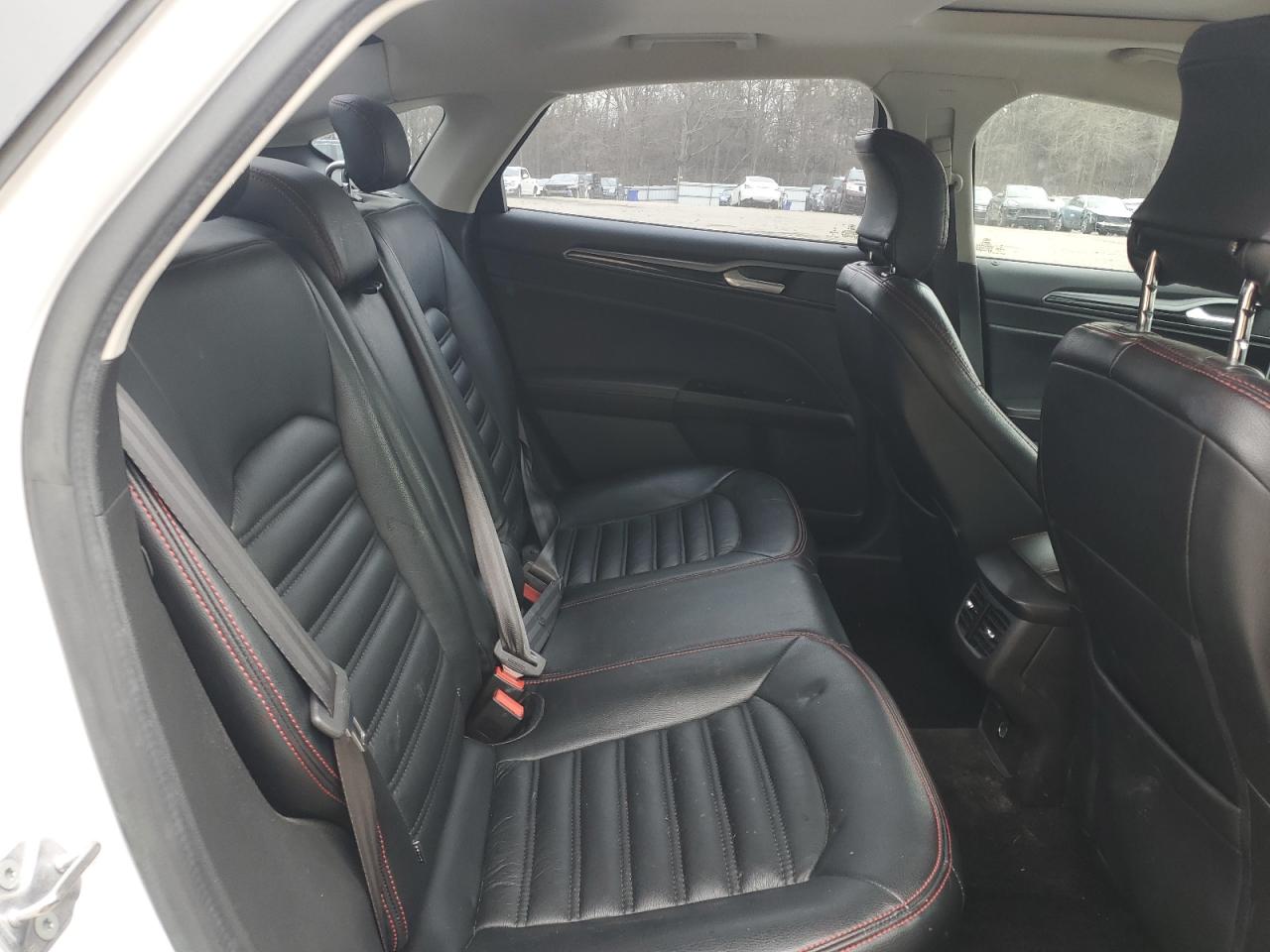 2015 Ford Fusion - Image 10