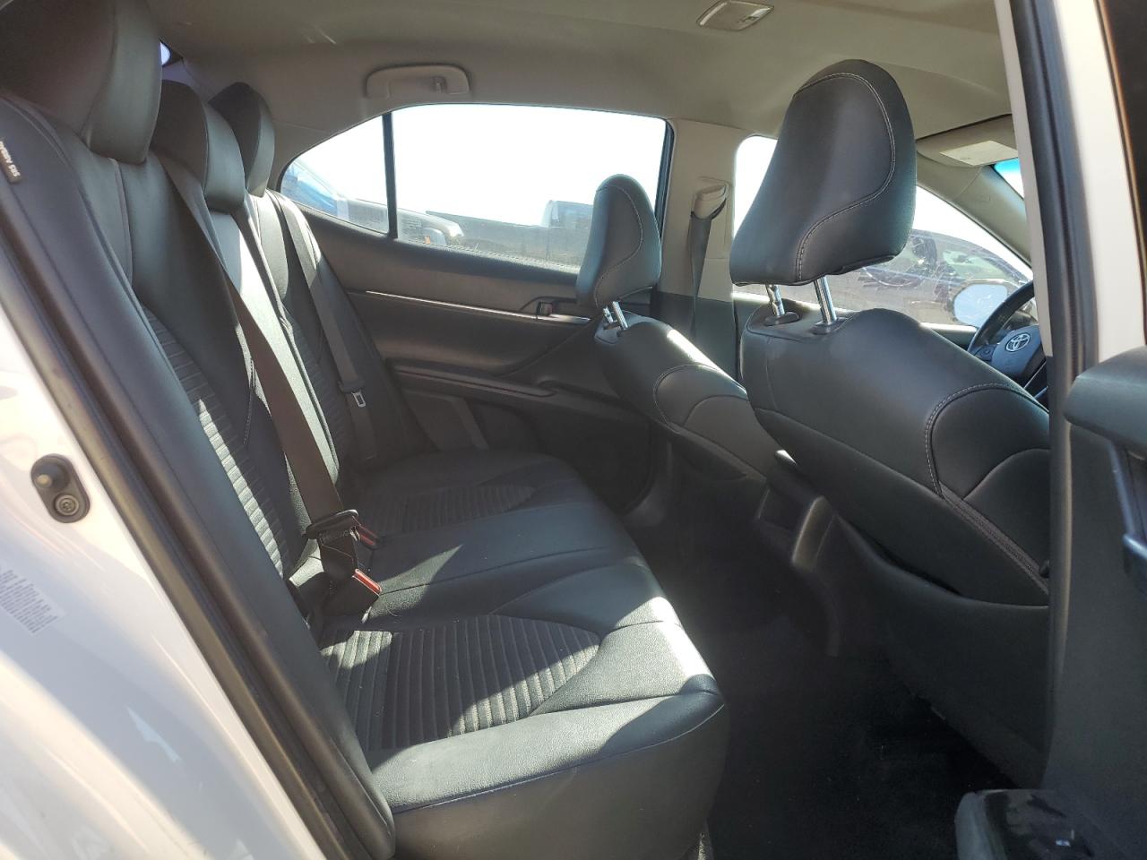 4T1B11HK4JU617120 TOYOTA CAMRY 2018