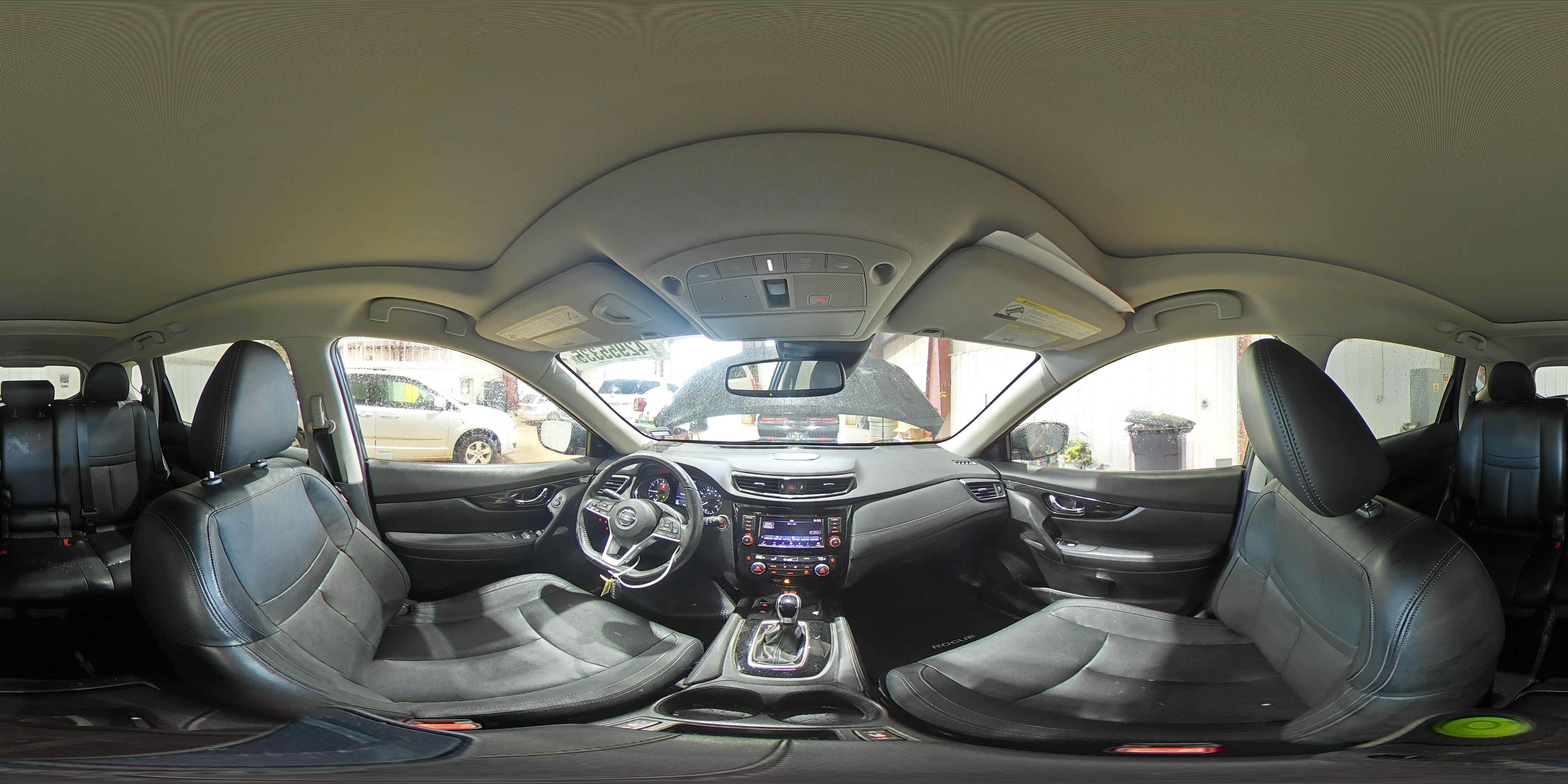 2018 Nissan Rogue - Image 13