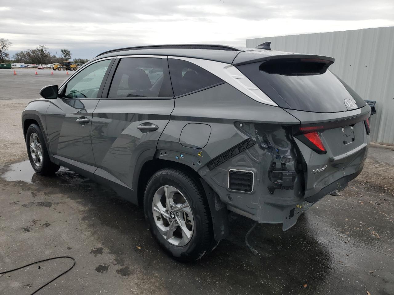2024 Hyundai Tucson - Image 2