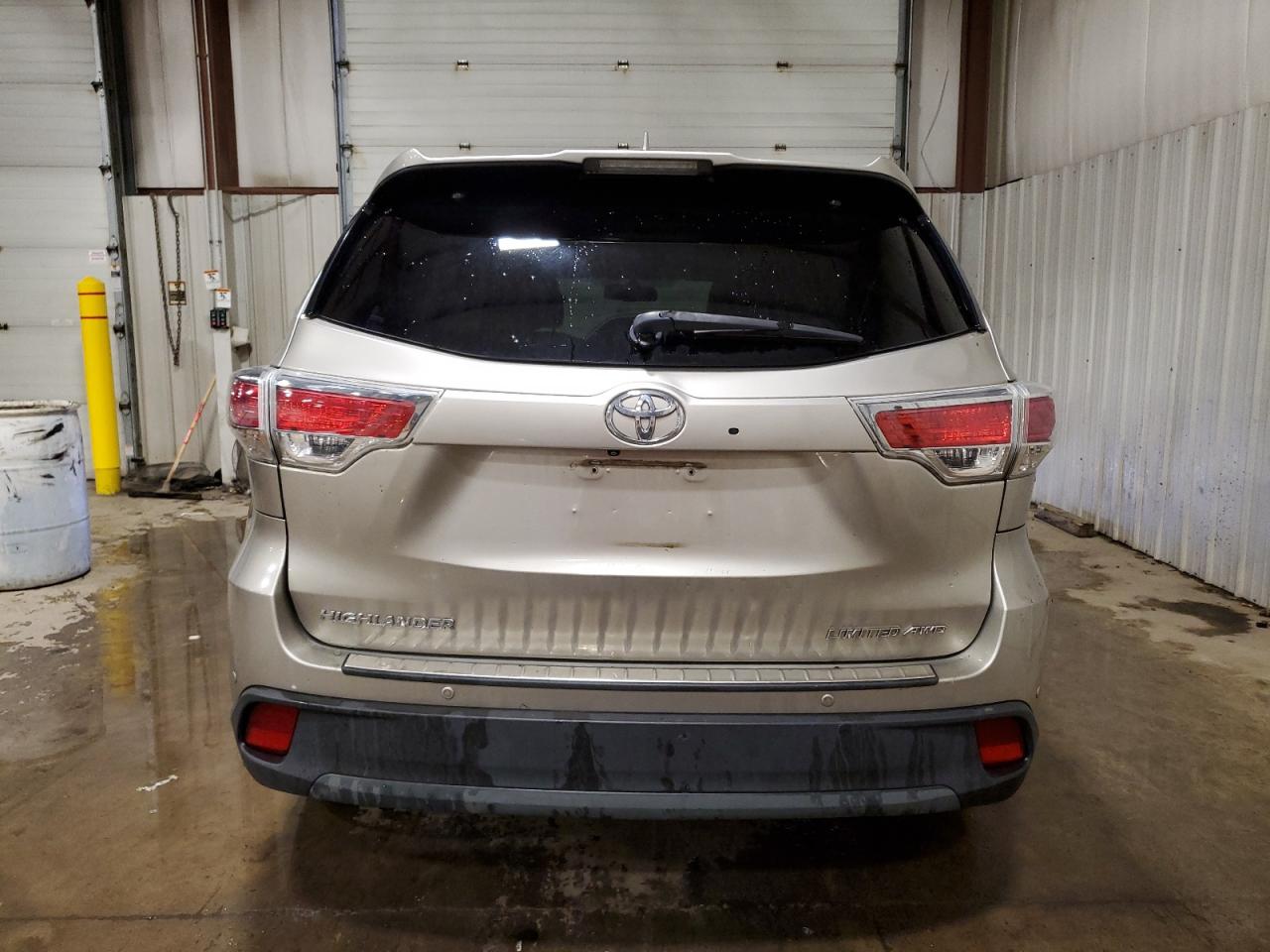 VIN 5TDDKRFH6ES053447 2014 TOYOTA HIGHLANDER no.6