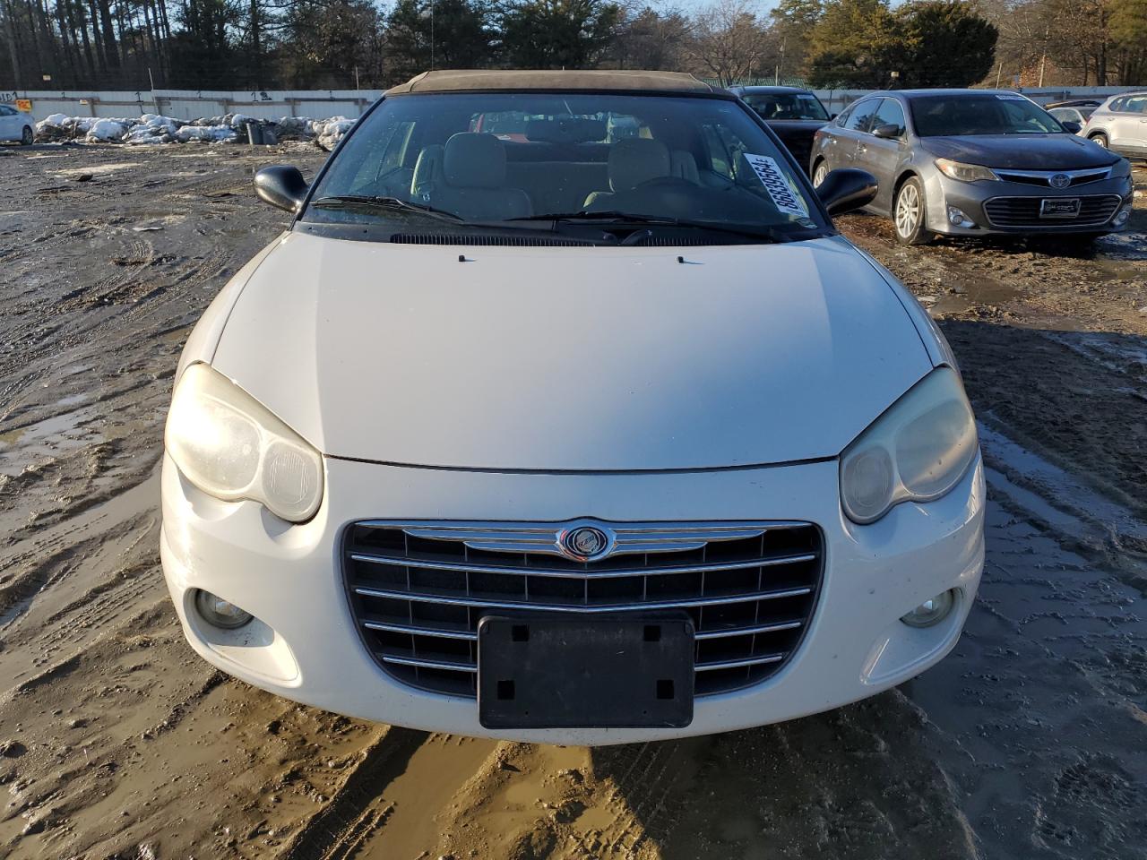 2005 Chrysler Sebring - Image 5