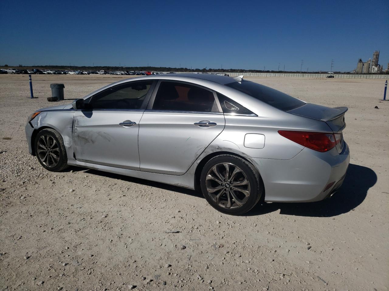 2014 Hyundai Sonata - Image 2