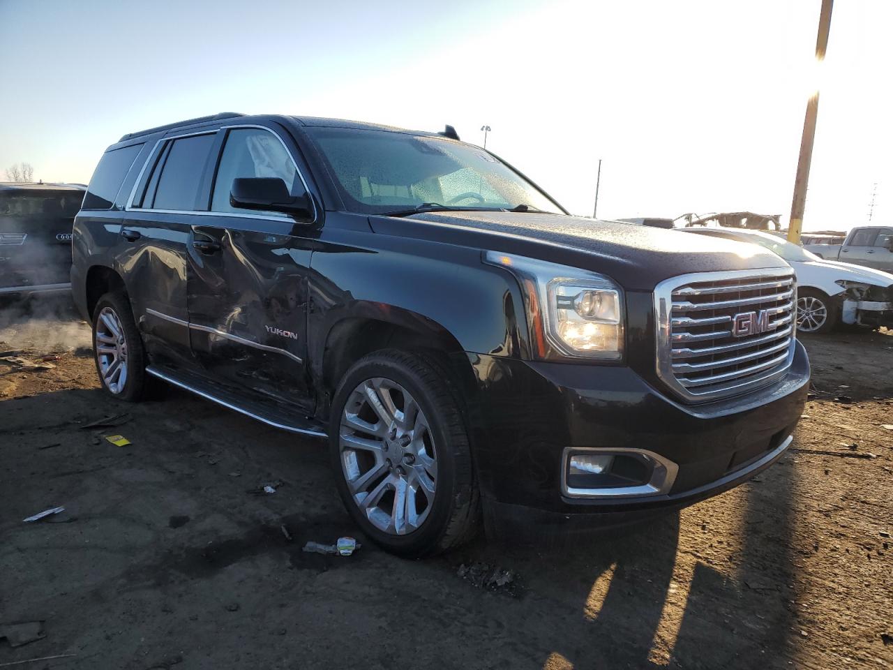 2019 GMC Yukon - Image 4