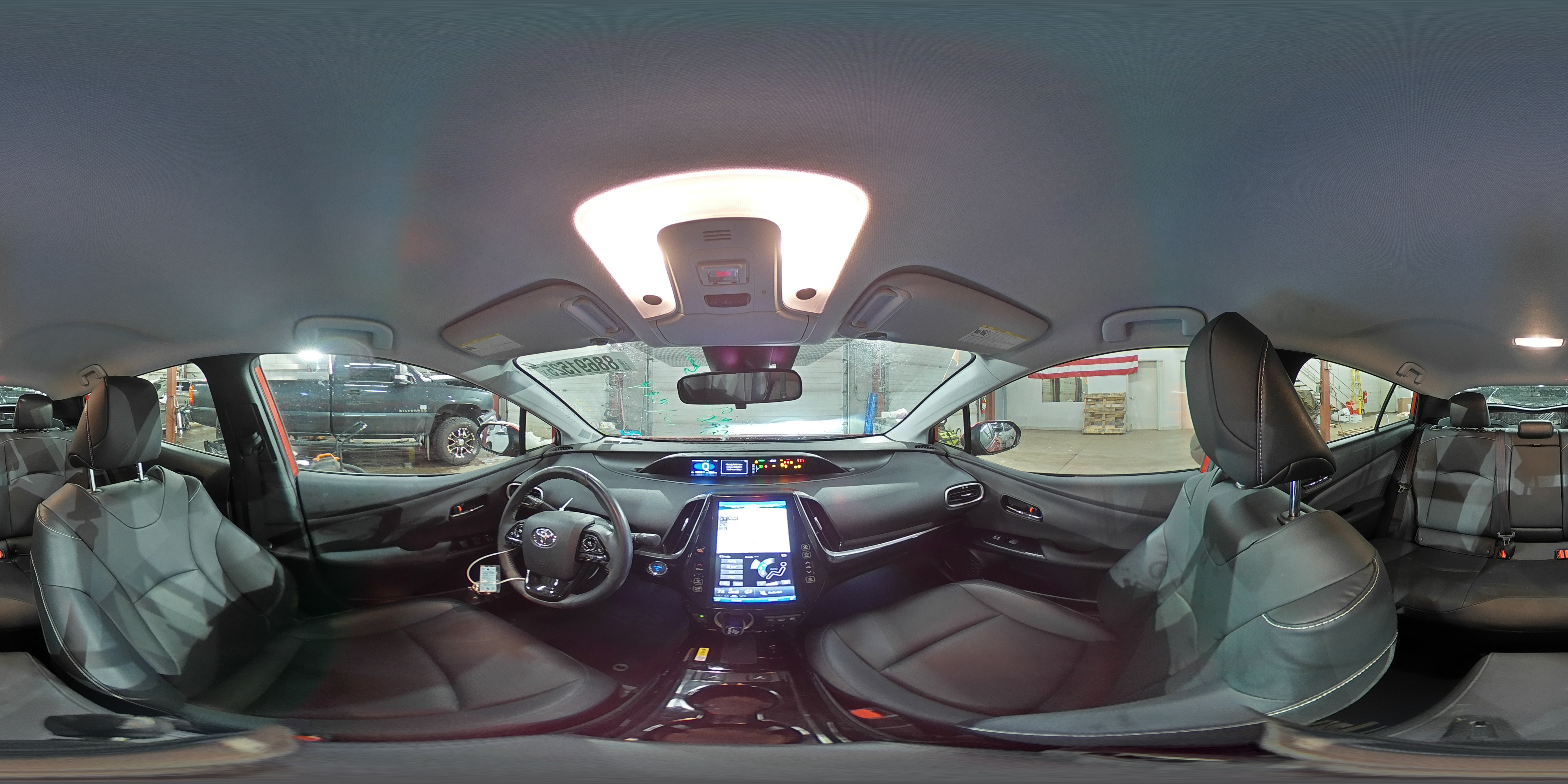 2022 Toyota Prius - Image 15