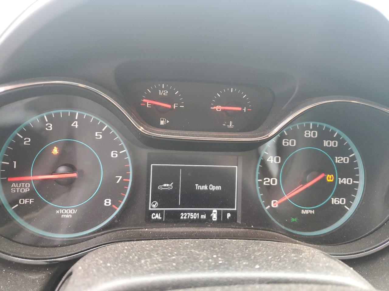 2018 Chevrolet Cruze - Image 9