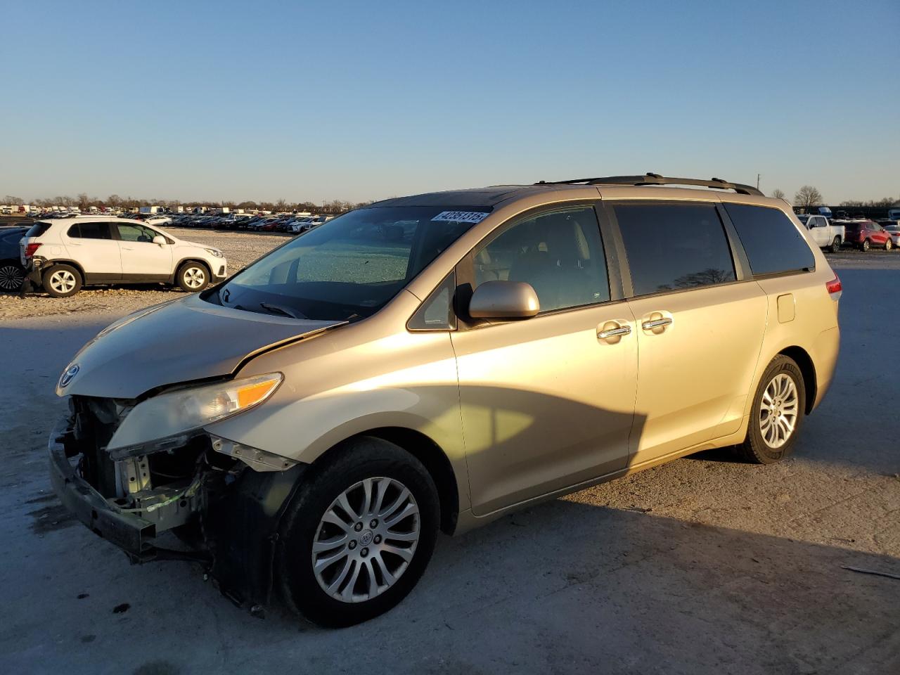 2011 Toyota Sienna - Image 1