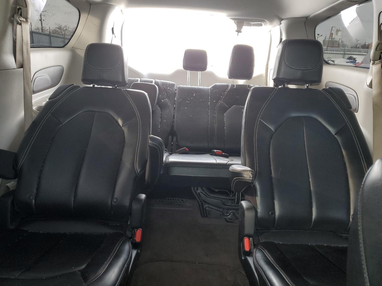 2017 Chrysler Pacifica Touring VIN: 2C4RC1DG6HR520460 Lot: 88126005