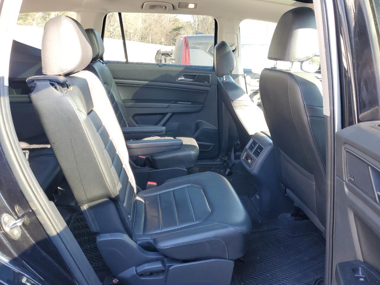 2019 Volkswagen Atlas - Image 11