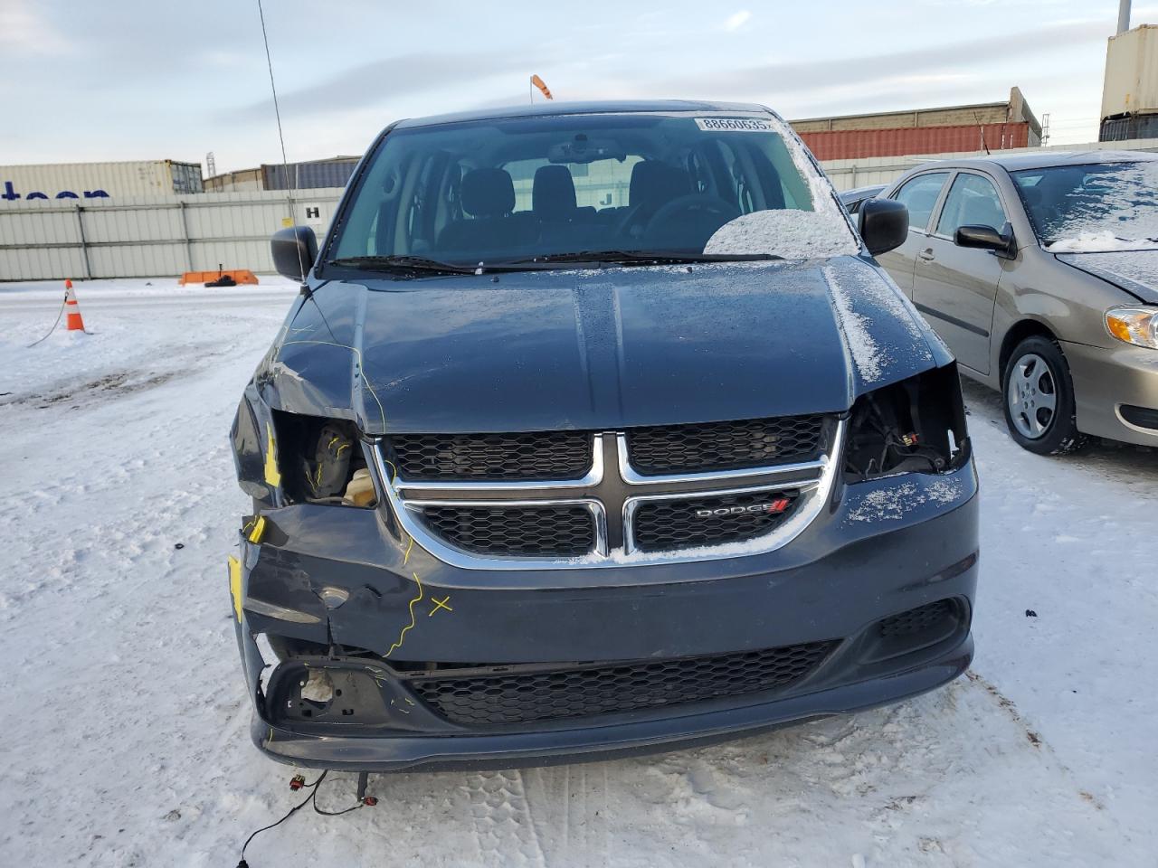 2014 Dodge Caravan - Image 5