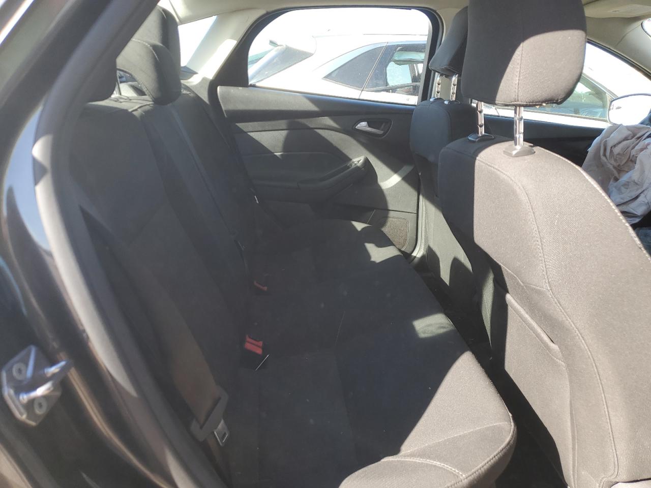2017 Ford Focus - Image 10