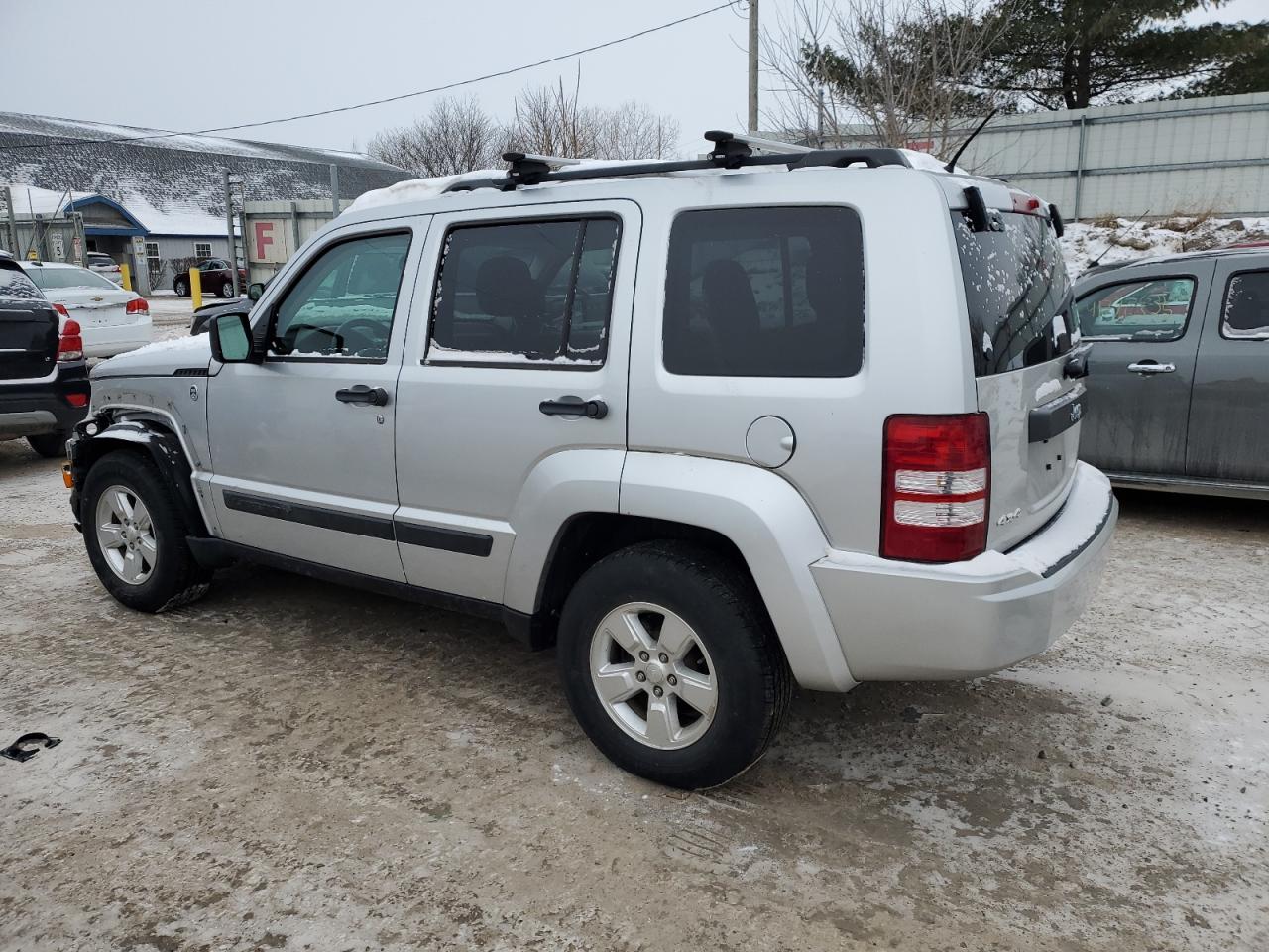 2012 Jeep Liberty (North America) - Image 2