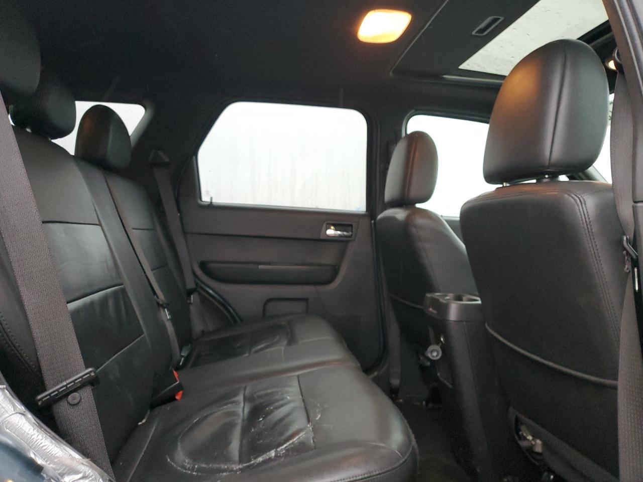 2012 Ford Escape - Image 11