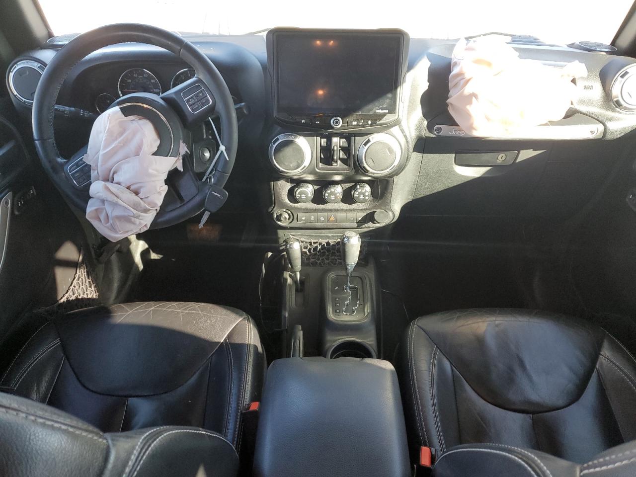 2015 Jeep Wrangler - Image 8