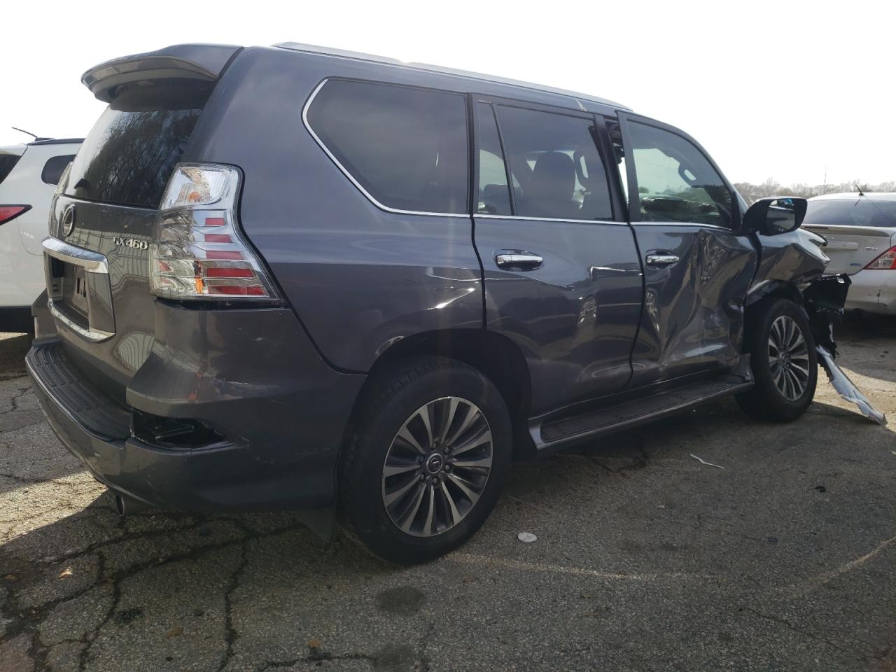 2023 Lexus GX - Image 3