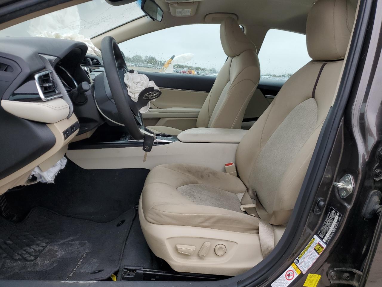 2018 Toyota Camry - Image 7