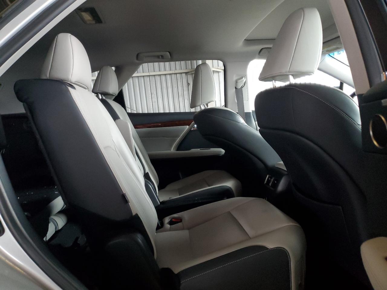 2018 Lexus RX - Image 11