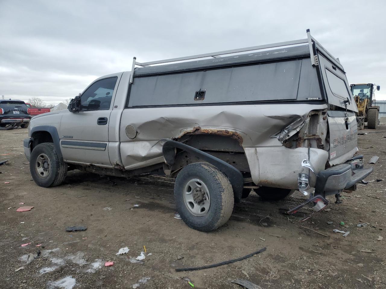 2005 Chevrolet Silverado - Image 2