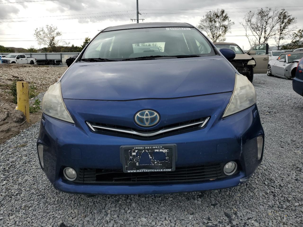2012 Toyota Prius - Image 5