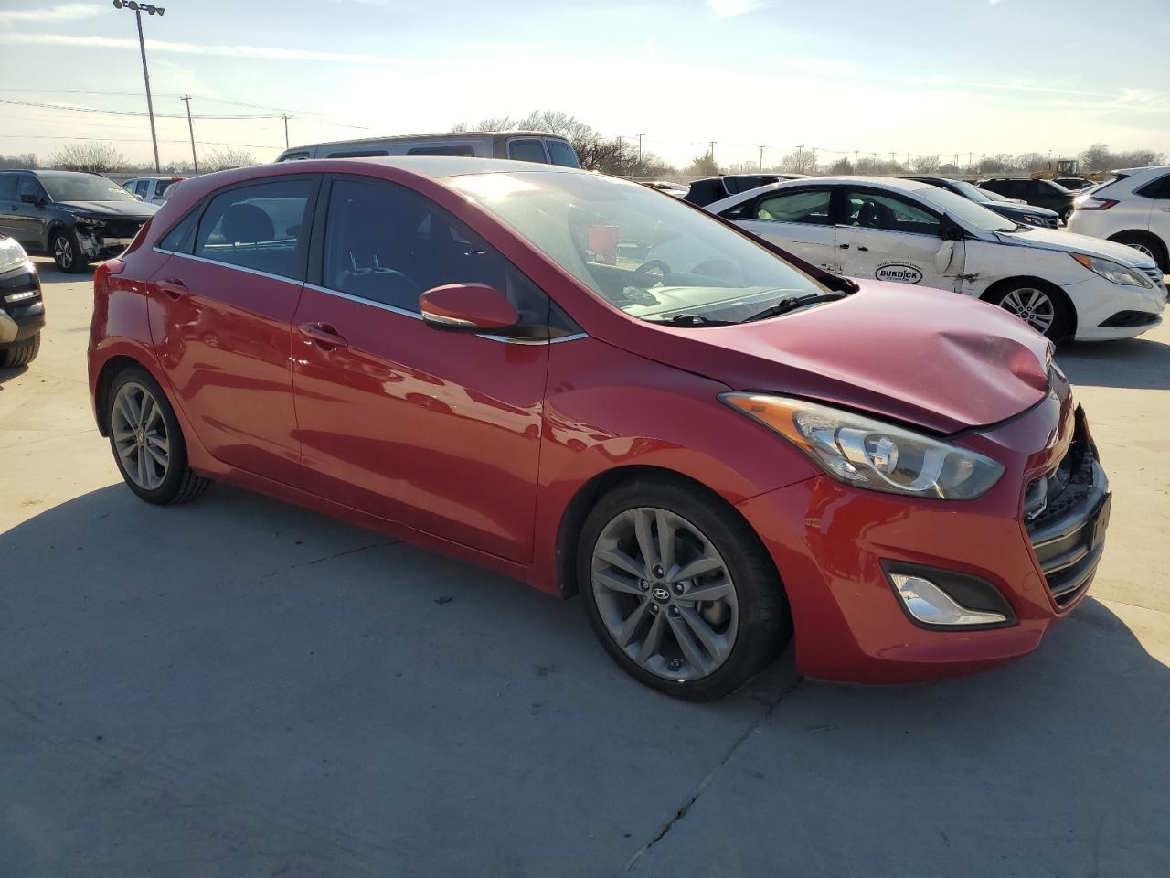 2016 Hyundai Elantra - Image 4