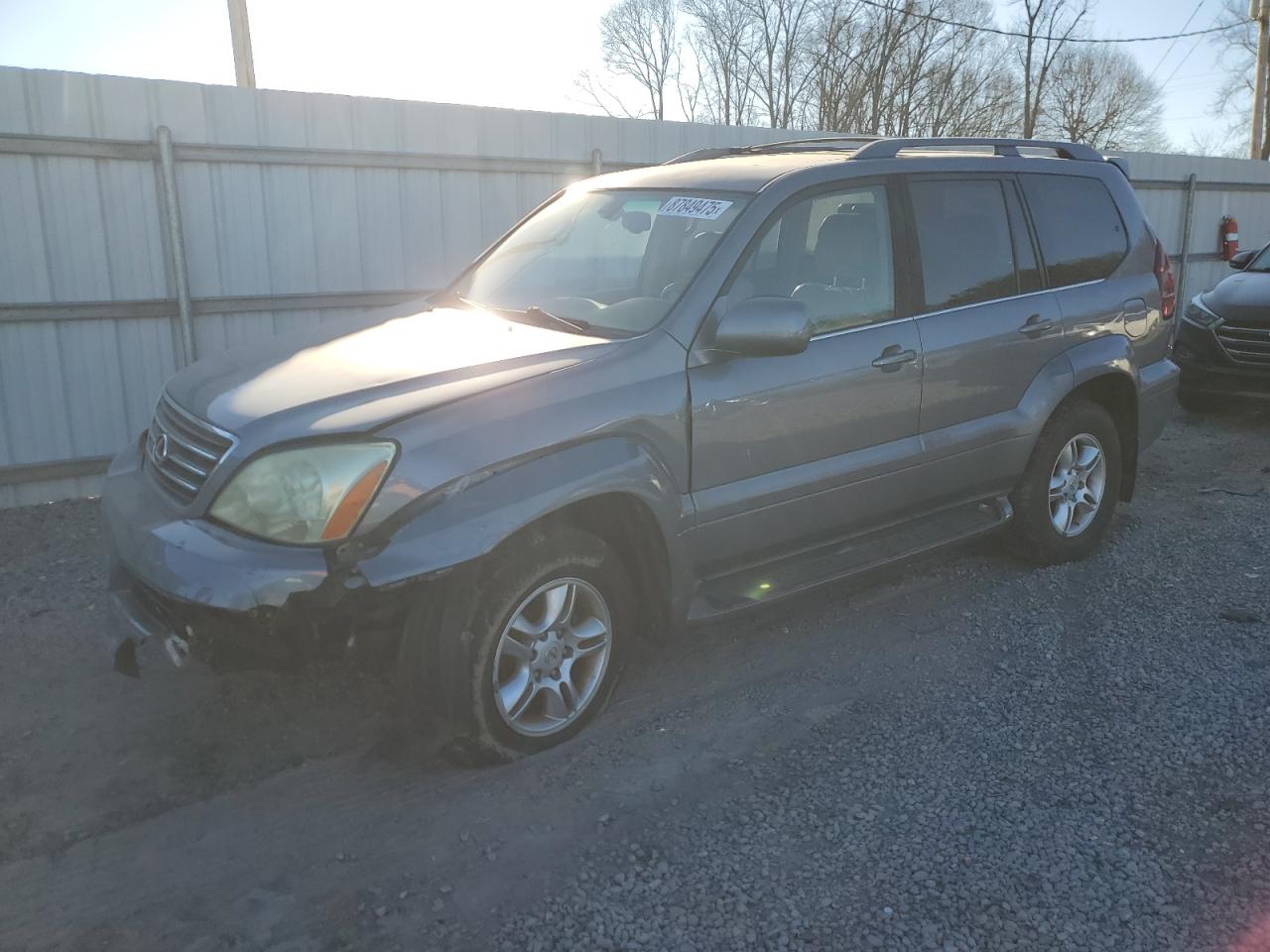2004 Lexus GX - Image 1
