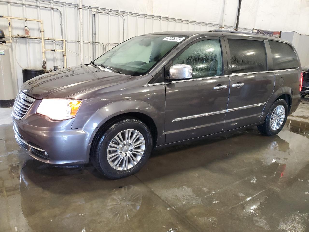 2016 CHRYSLER MINIVAN