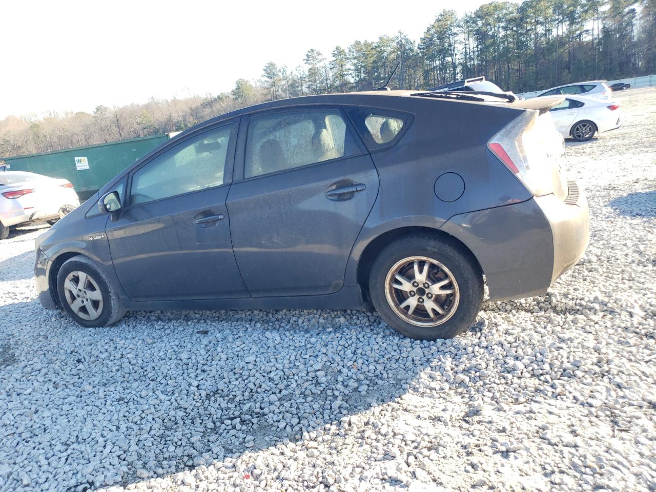 2010 Toyota Prius - Image 2