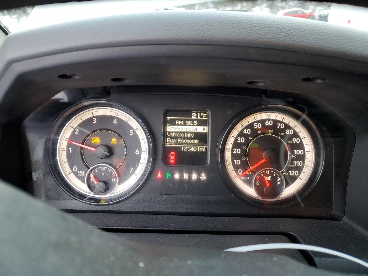 2016 RAM 1500 - Image 9