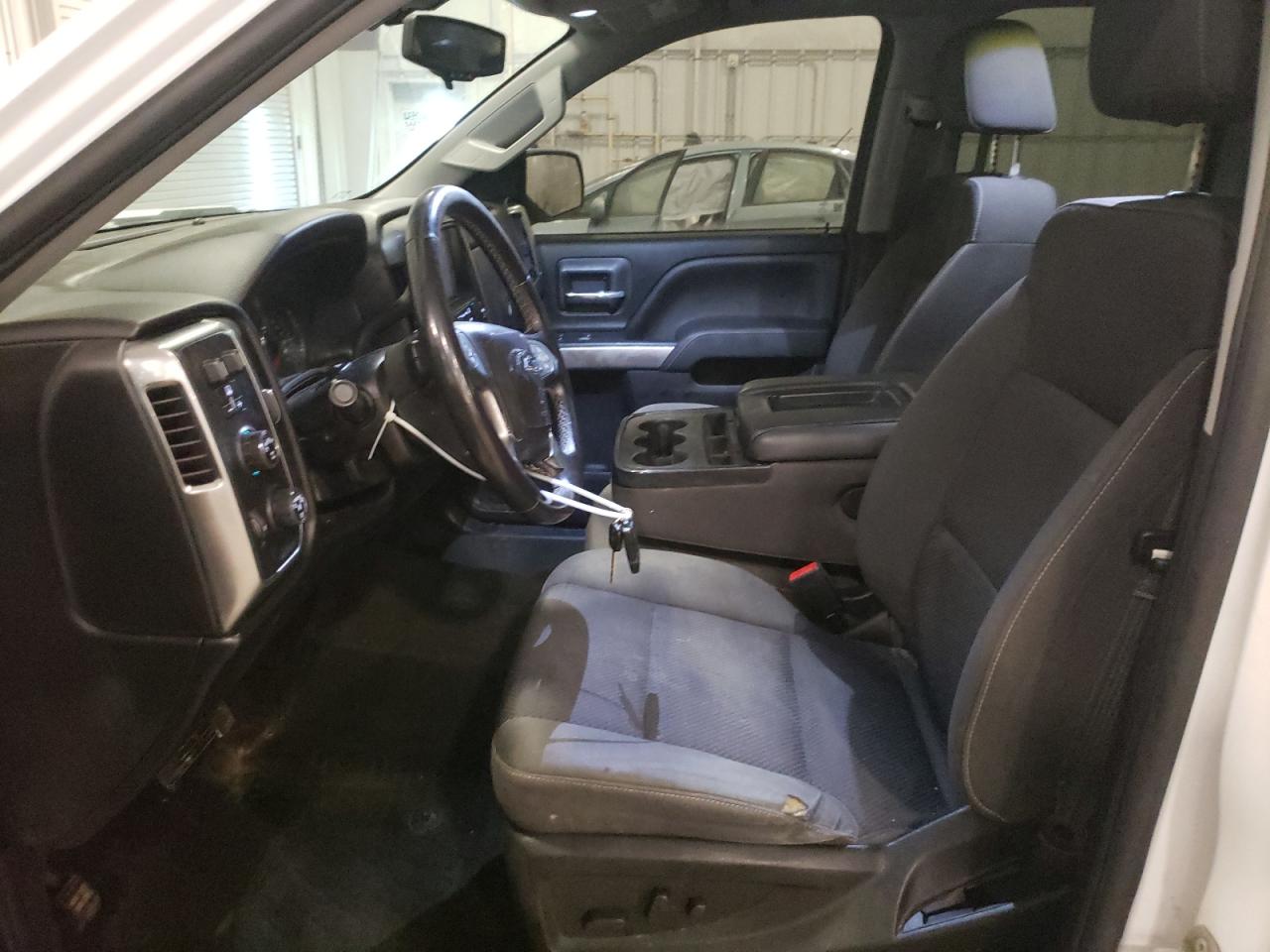 2018 Chevrolet Silverado K1500 Lt VIN: 1GCVKREC3JZ277021 Lot: 83986804