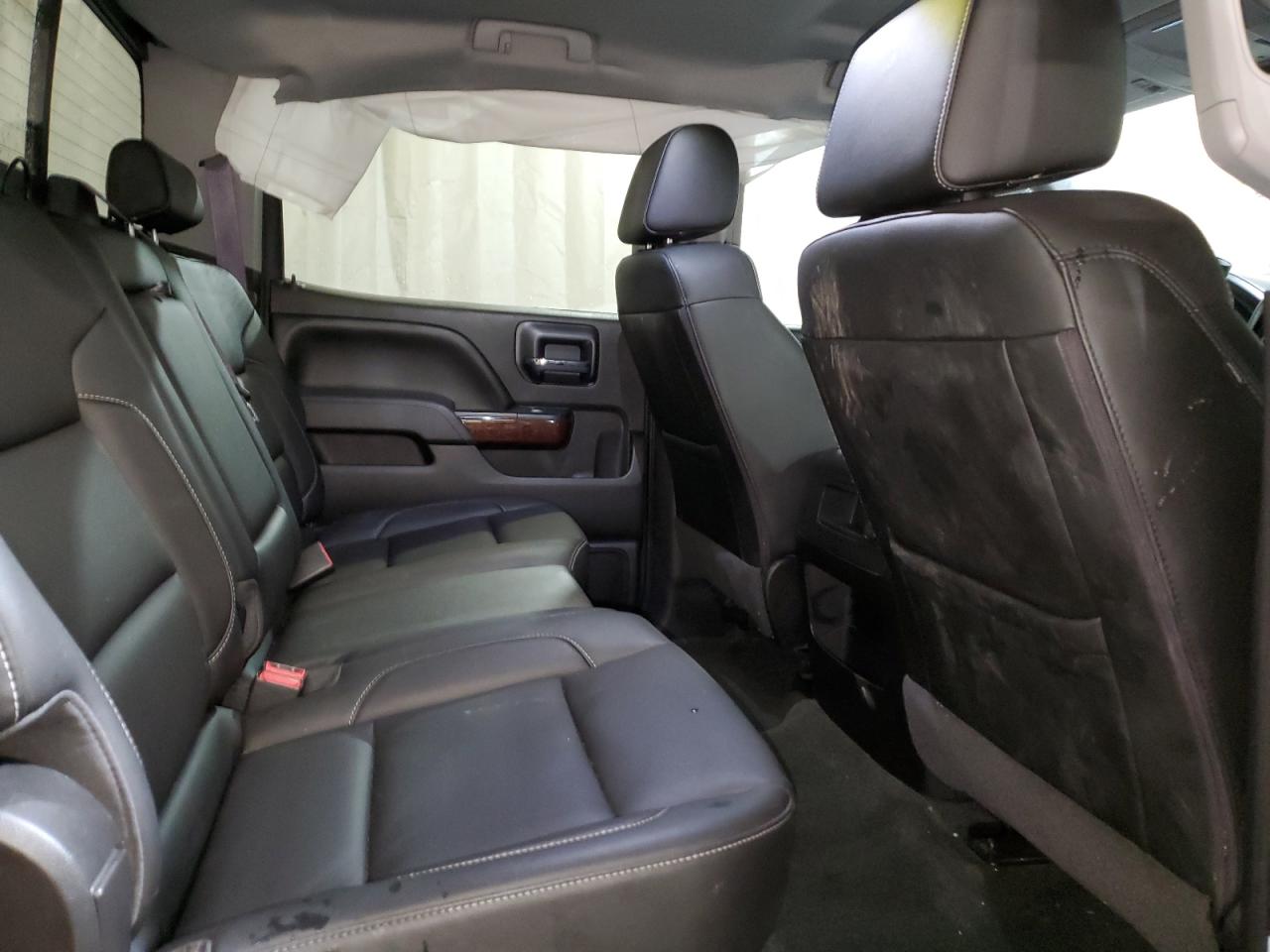 2017 GMC Sierra - Image 10