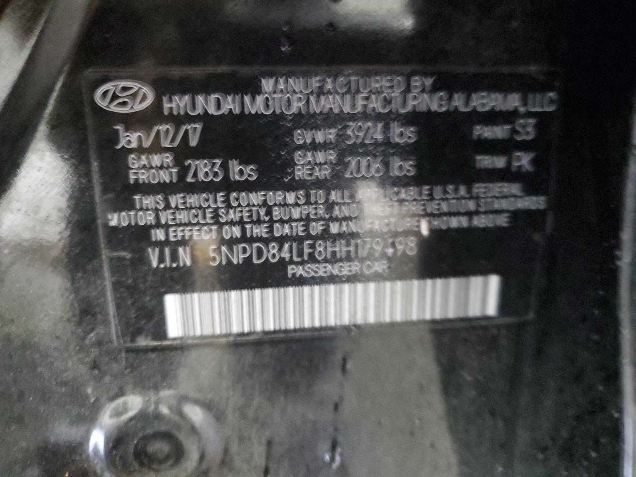 2017 Hyundai Elantra - Image 13