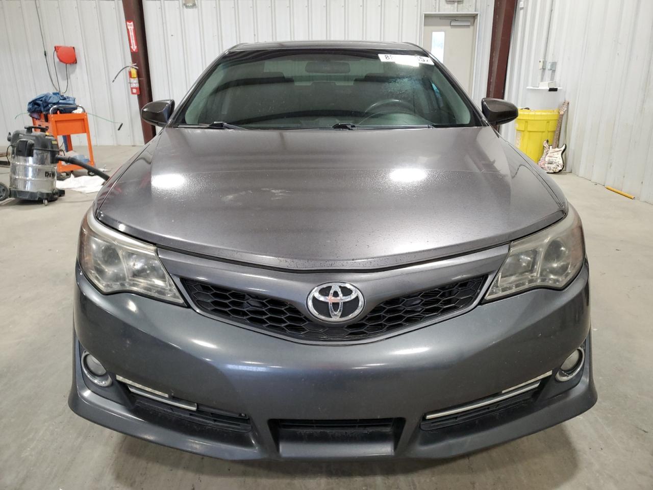 2014 Toyota Camry - Image 5