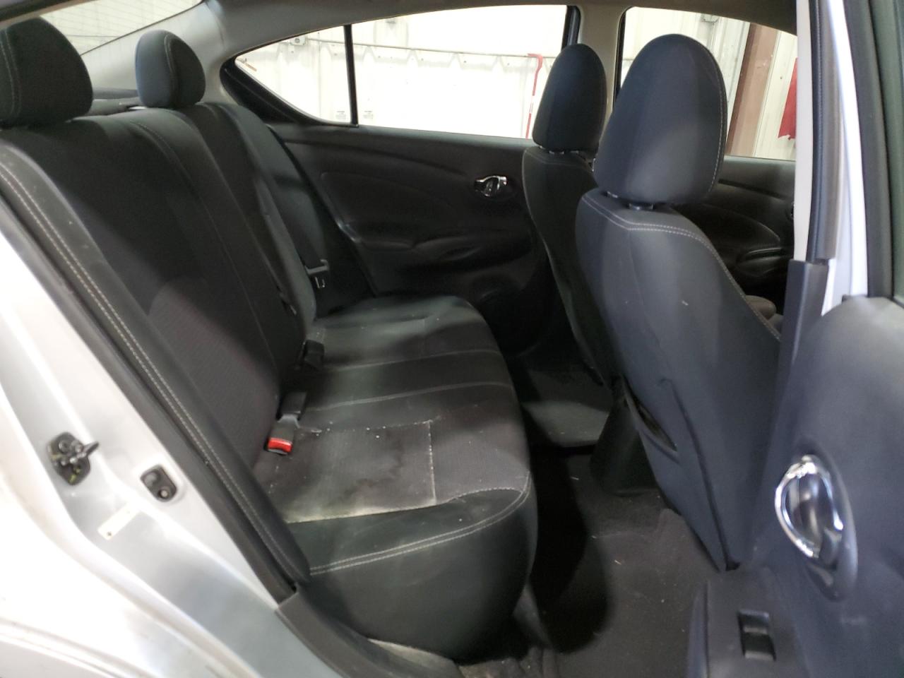 2018 Nissan Versa - Image 10