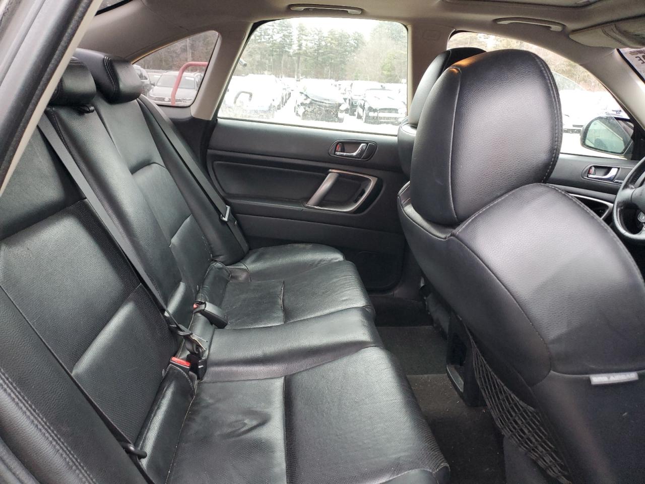 2009 Subaru Legacy - Image 10