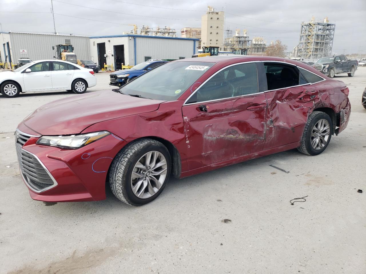 2019 Toyota Avalon - Image 1