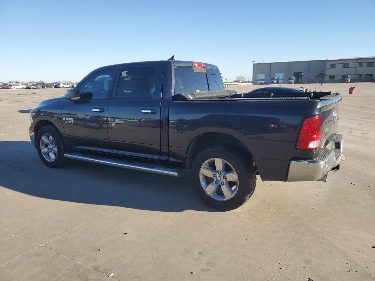 VIN 1C6RR7LM6FS748258 2015 RAM 1500 no.2