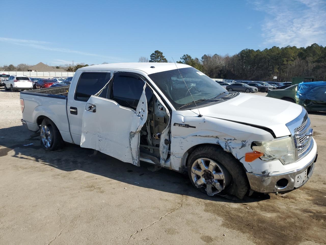 2014 Ford F-150 - Image 4