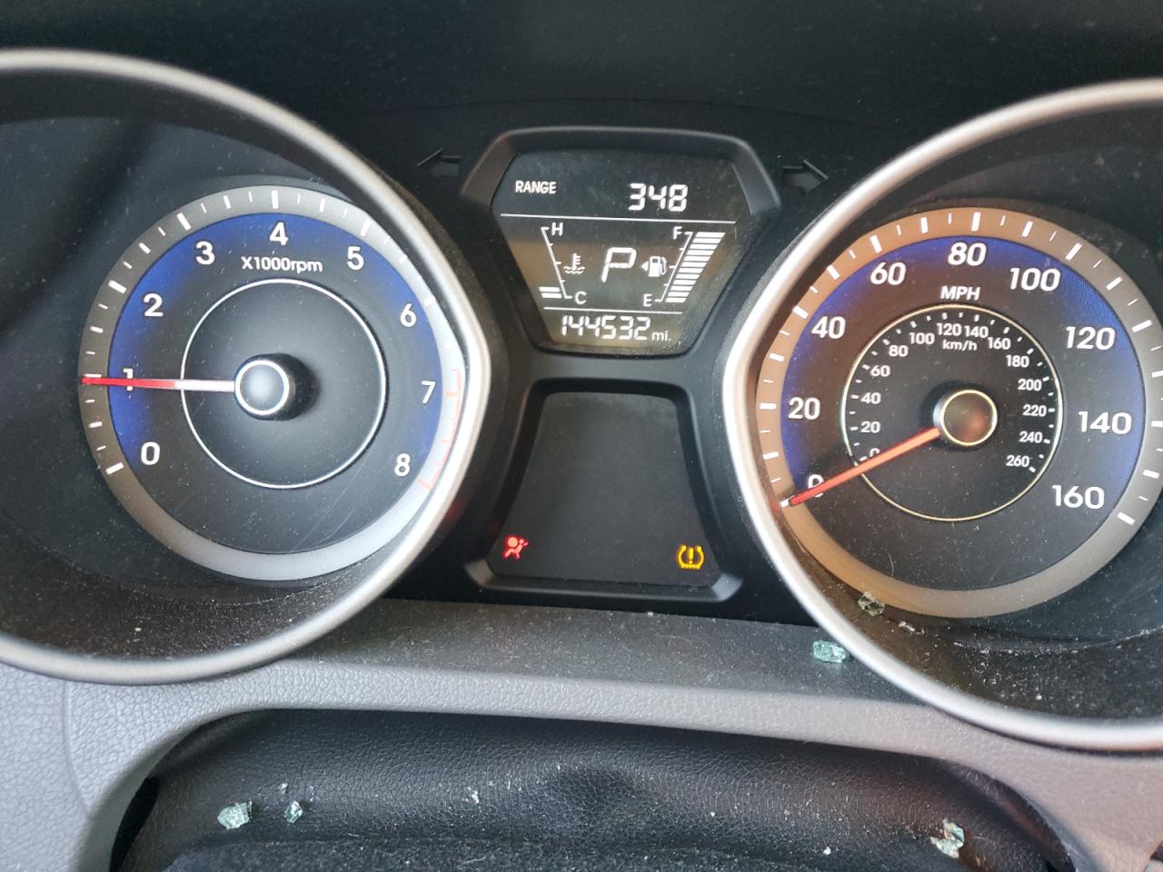 2015 Hyundai Elantra - Image 9